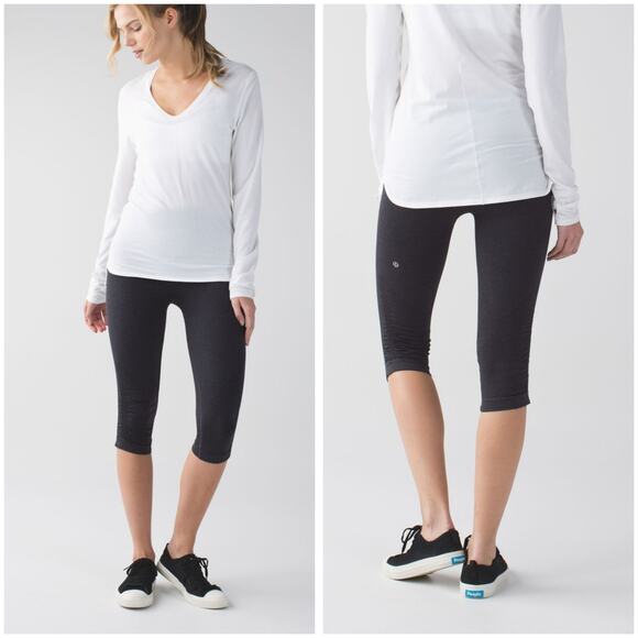 Lululemon Women's Black In The Flow Crop II Size 4 Leggings Activewear Workout - Picture 6 of 6